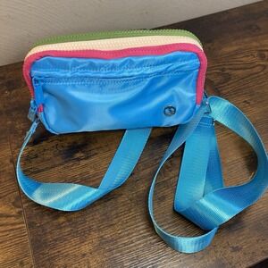 Sky Blue Bold Colorblock Crossbody Chest Bag 3-Layer Zipper Waterproof Sling